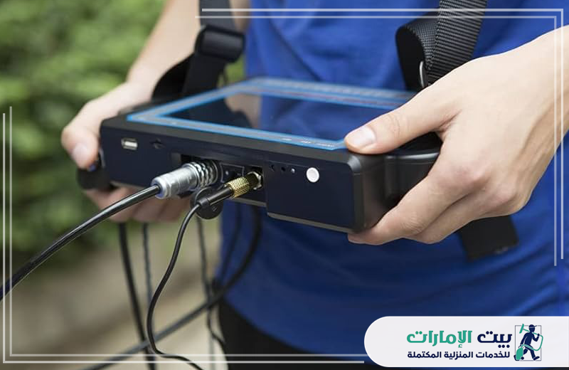 فحص تسربات المياه في الفجيرة