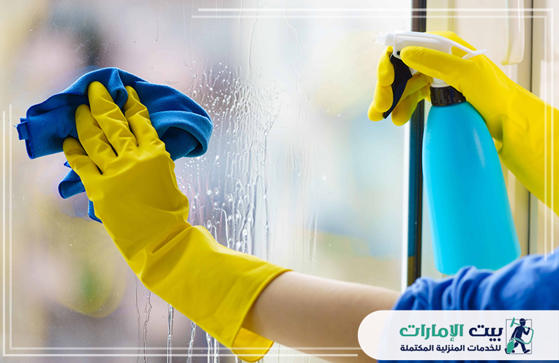 فني تنظيف بالشارقة