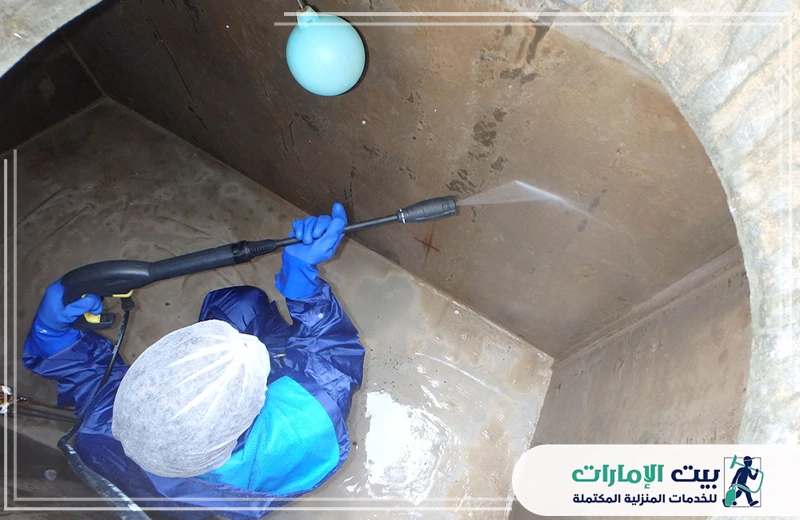 تنظيف خزان المياه الارضي ام القيوين تنظيف خزان المياه الارضي ام القيوين