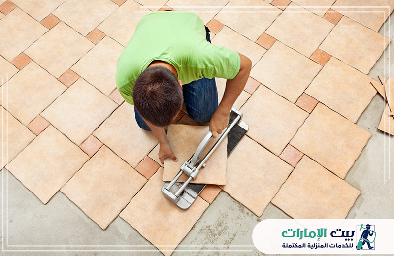 فني تركيب سيراميك في أم القيوين 0509783583 بيت الإمارات نقدم في شركتنا فني تركيب سيراميك في أم القيوين يمتلك خبرة واسعة ومهارة عالية، لنضمن لك تركيباً متقناً يعكس مظهراً جمالياً مميزاً ويلبي توقعاتك.